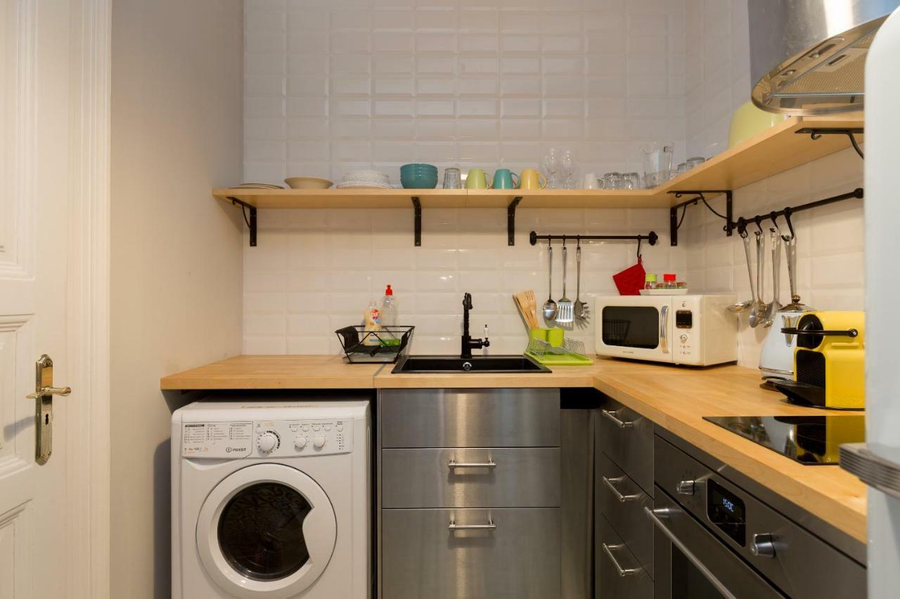 Appartement Deluxe Twin Studio In Kazinczy Street à Budapest Extérieur photo
